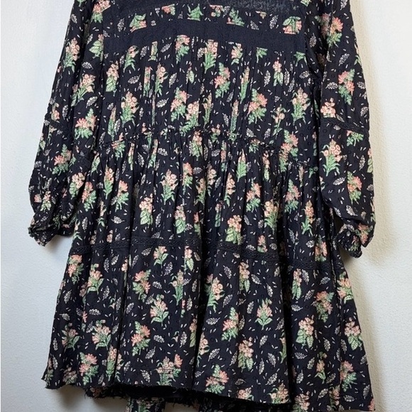 Pilcro Dresses & Skirts - Pilcro Black Floral Mini Dress